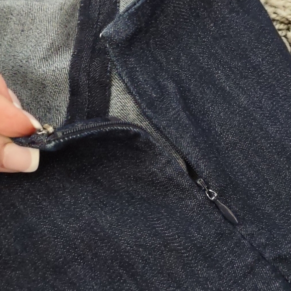 Elizabeth and James stretch denim frayed hemline 0 - Picture 5 of 7